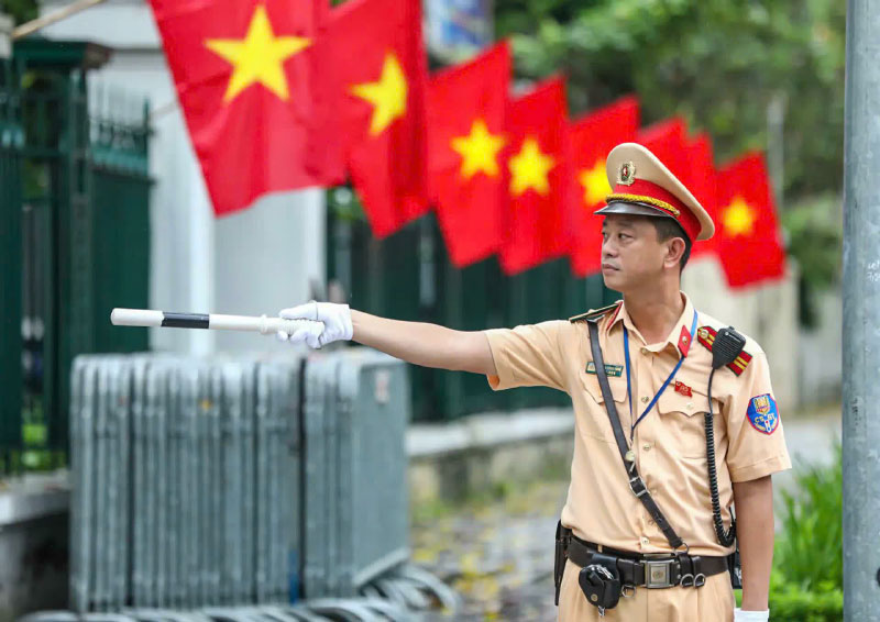 Lực lượng CSGT làm nhiệm vụ phân luồng giao thông tại sự kiện luc-luong-csgt-lam-nhiem-vu-tai-a80